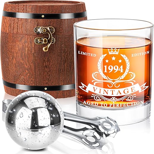 Whiskey Glass Set in Barrel Box Gift Review